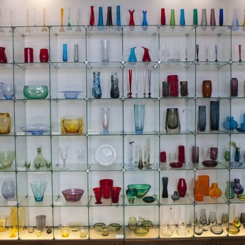 Glass and crystal pieces on display at the Colección del Vidrio y Cristal de Málaga.